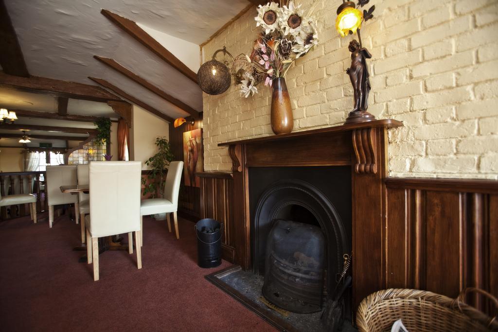 Longfrie Inn Saint Saviour Екстер'єр фото